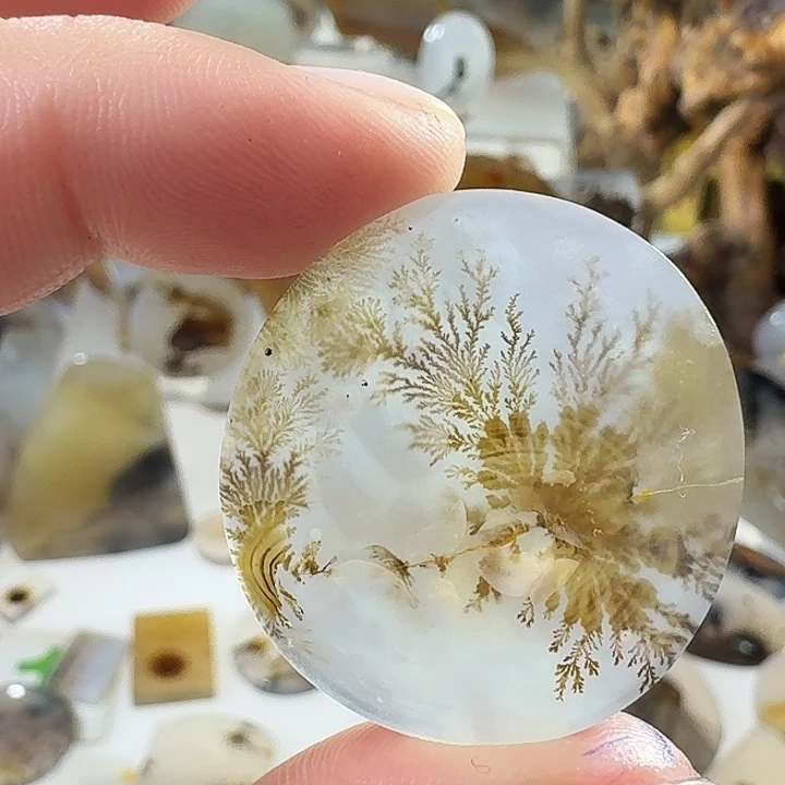 玛瑙/玉髓未镶嵌珠宝奇石