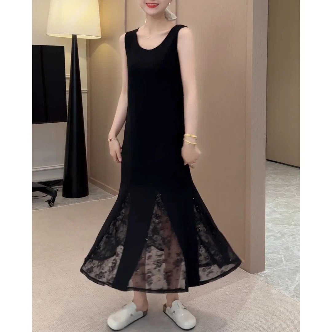 黑色蕾丝拼接极简风连衣裙春夏季法式修身中长款显瘦时尚小黑裙子