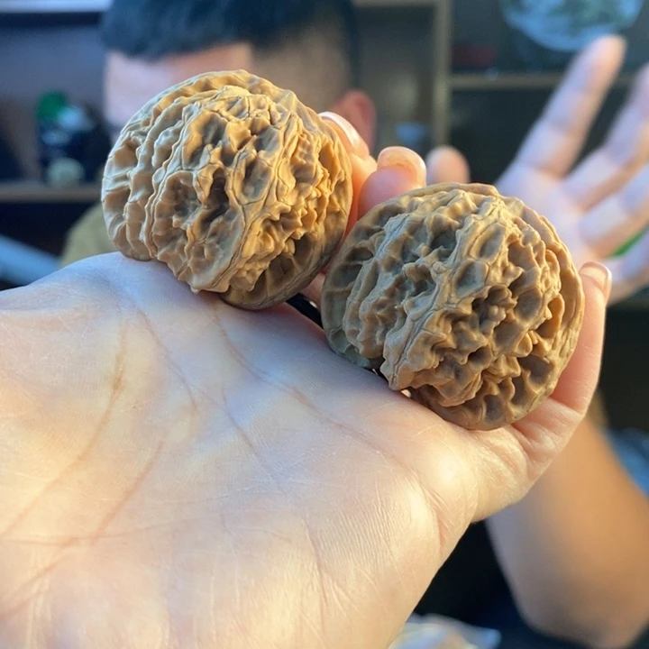 文玩核桃把件苹果10.80