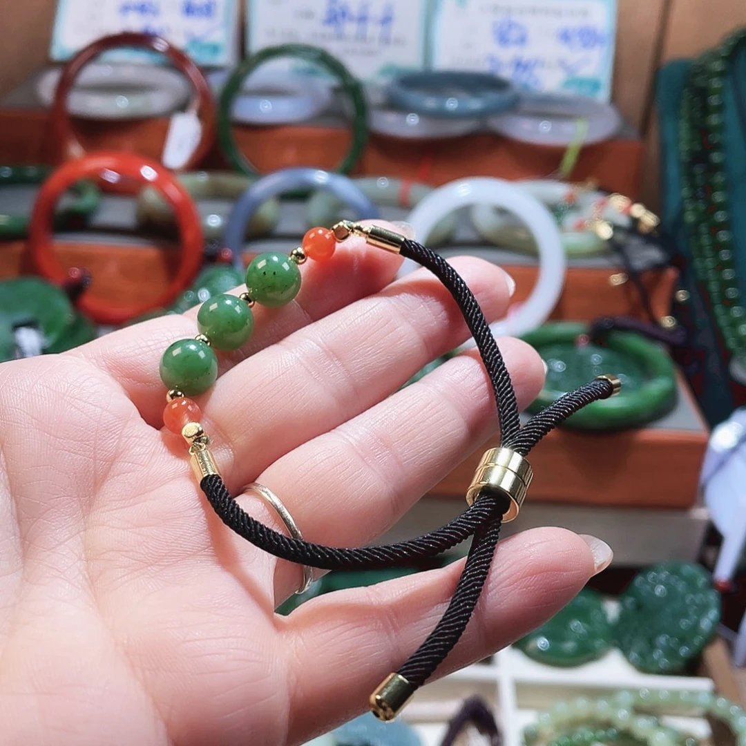 和田玉（碧玉）未镶嵌手链