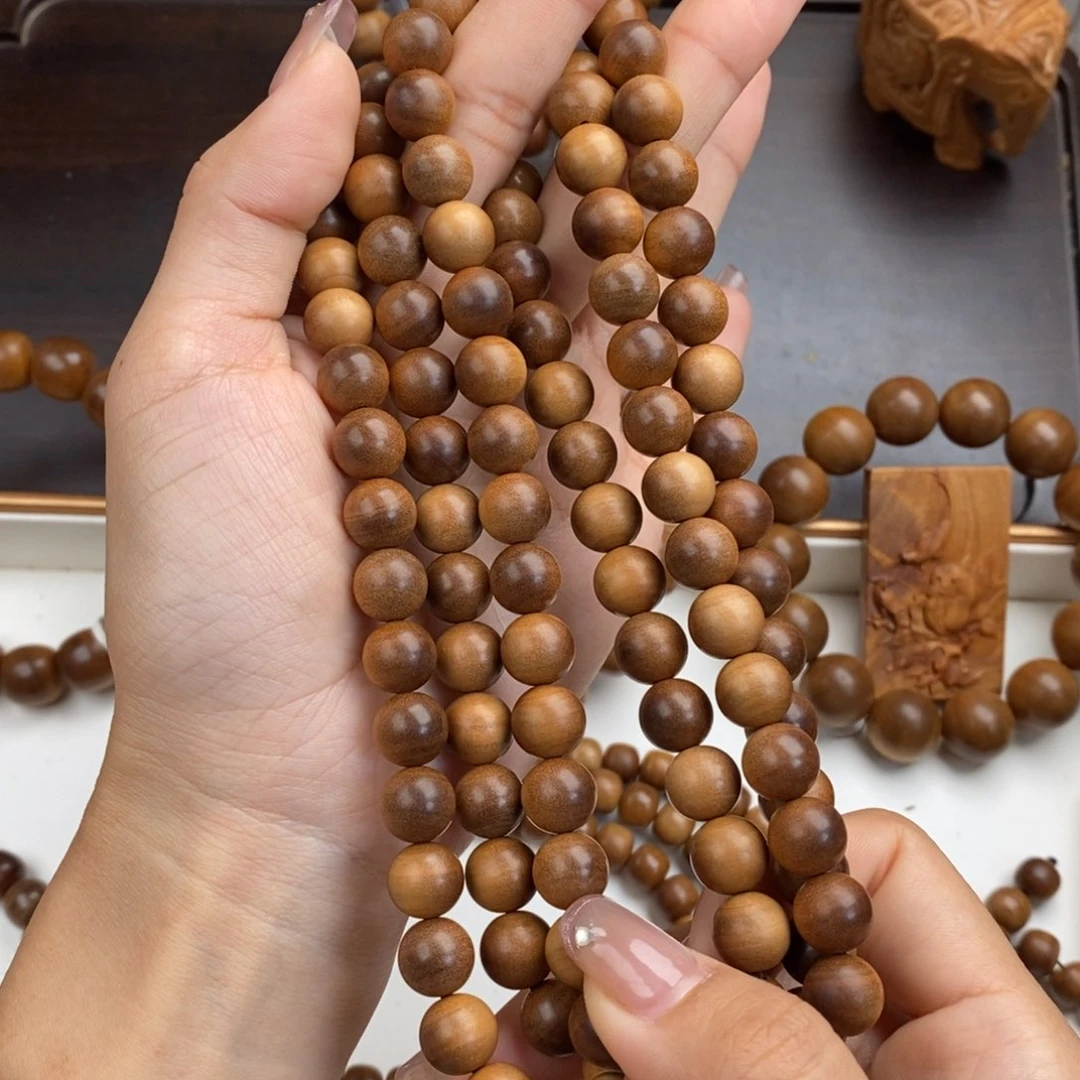 檀香木其他G****d老山檀香1.0，108圆珠横纹