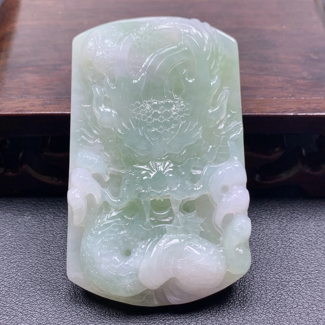 缅甸天然A货翡翠龙牌吊坠大厚装冰晴绿色神龙护主挂件项坠精雕