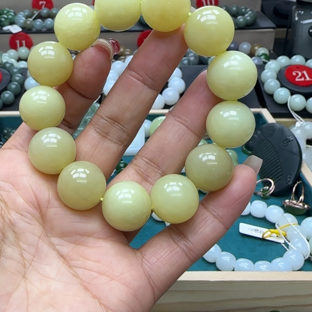 和田玉未镶嵌手链