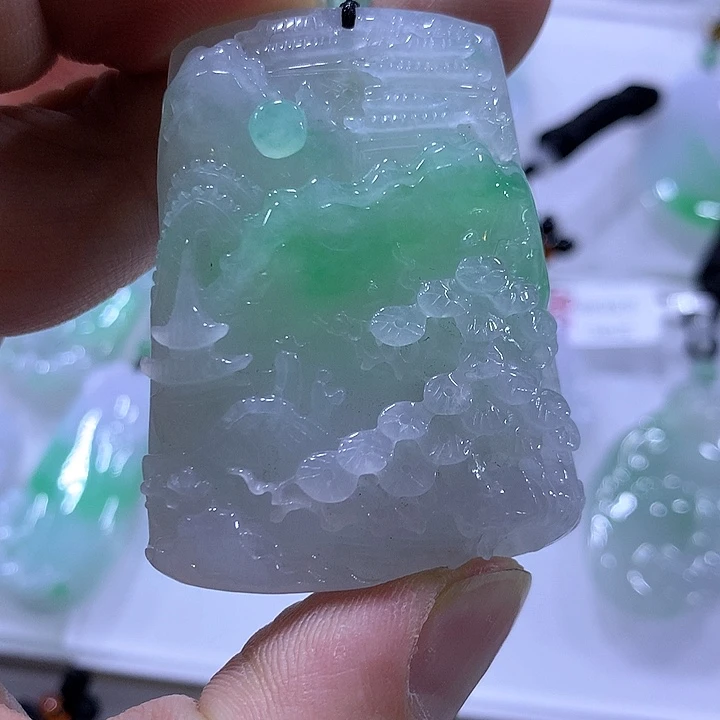 翡翠颈饰未镶嵌天然翡翠A货吊坠