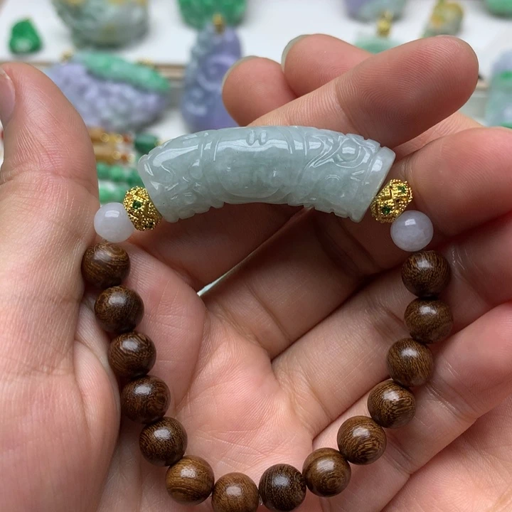 颈饰未镶嵌翡翠翡翠