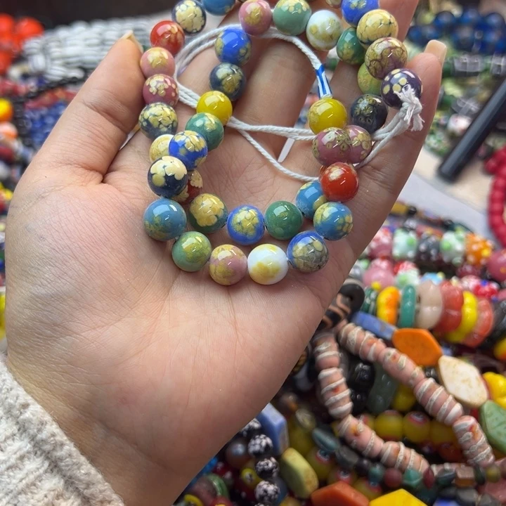 琉璃颈饰西亚琉璃