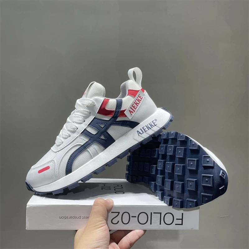 原创潮鞋2025秋季新款男鞋透气轻便时尚休闲鞋潮流百搭低帮运动鞋