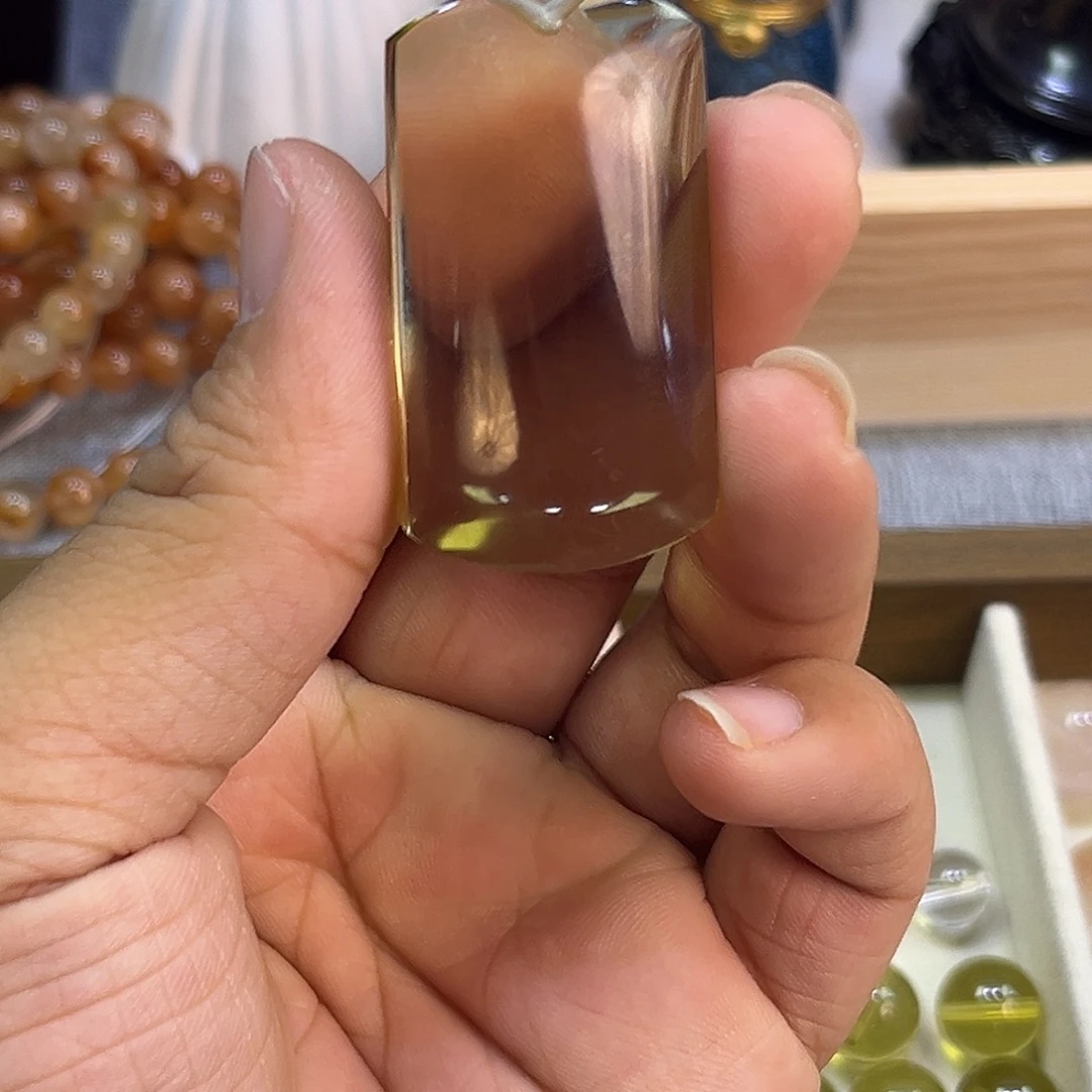 颈饰未镶嵌水晶黄水晶无事牌