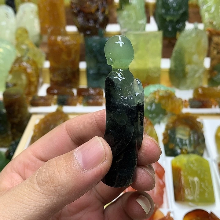 蛇纹石玉未镶嵌珠宝半成品