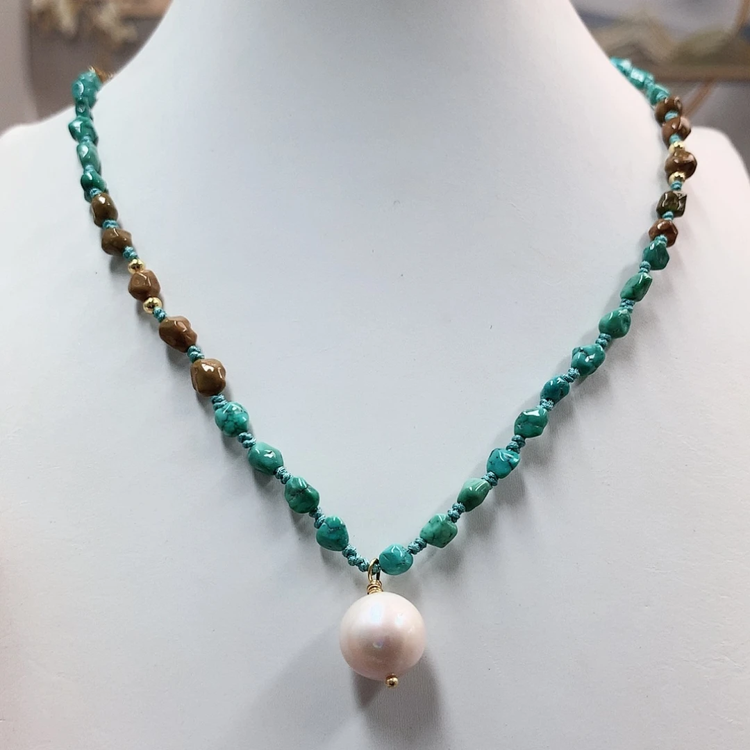 未镶嵌绿松石珠宝奇石