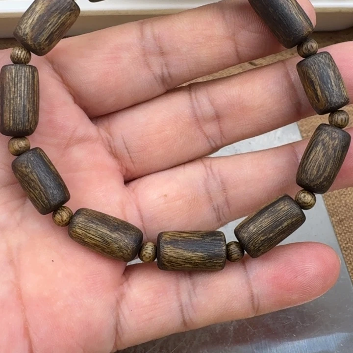 豪***࿐沉香手串张勺子手串7克加