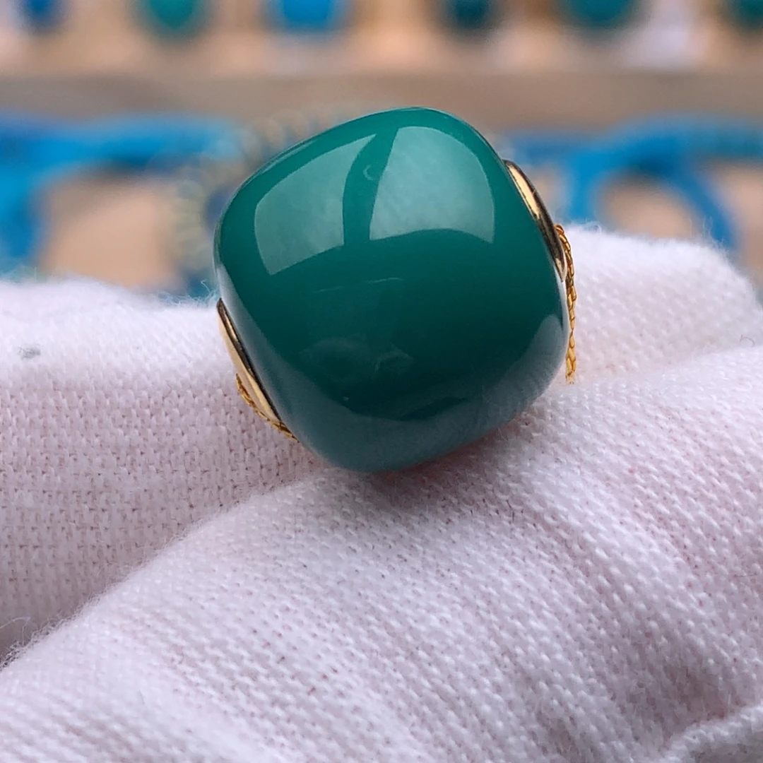 绿松石未镶嵌珠宝奇石13.3mm