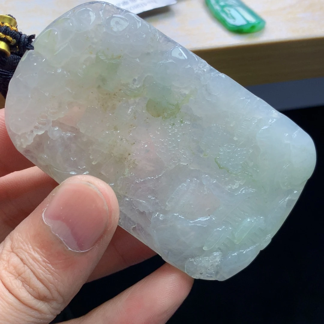 颈饰未镶嵌翡翠吊坠