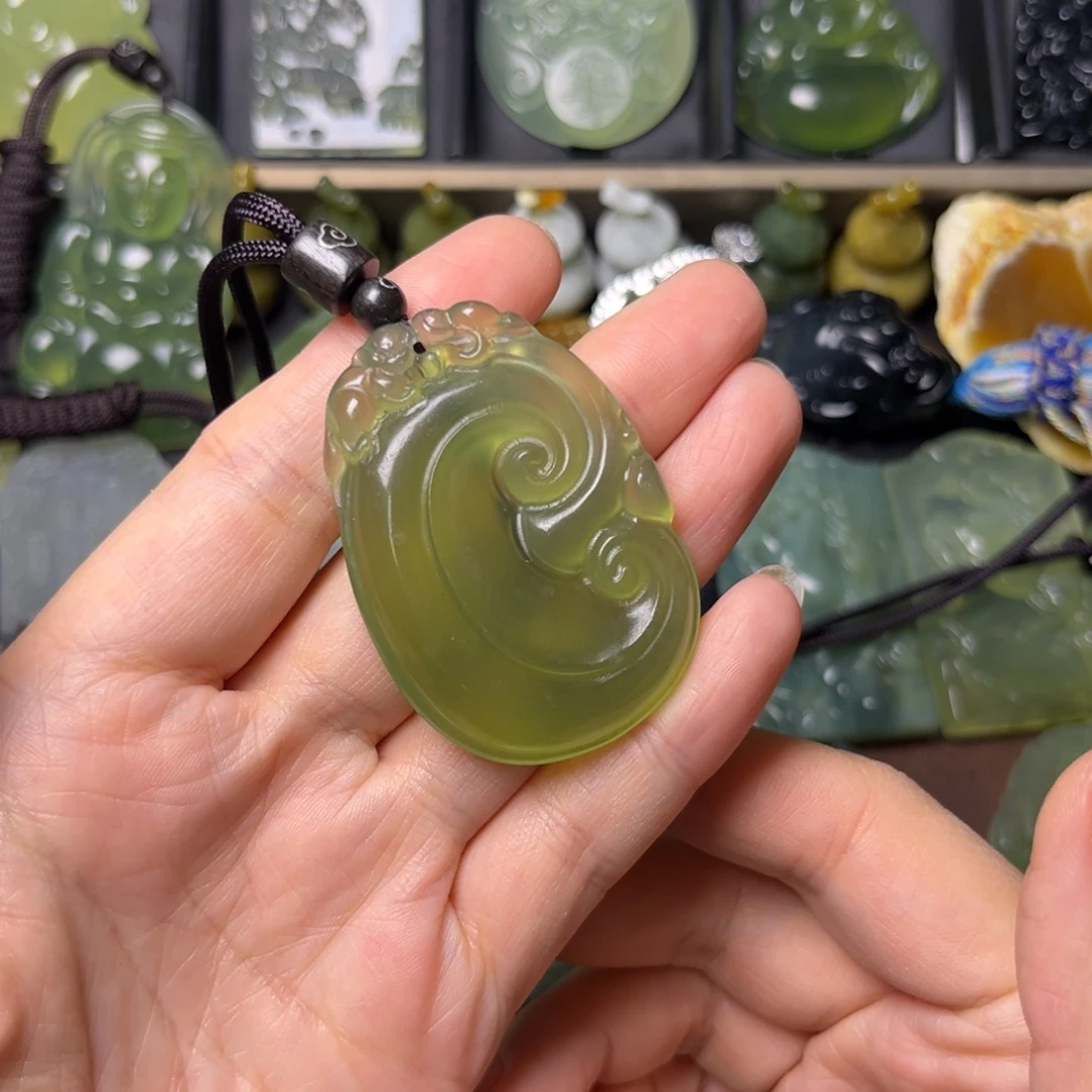蛇纹石玉未镶嵌吊坠(不含链)
