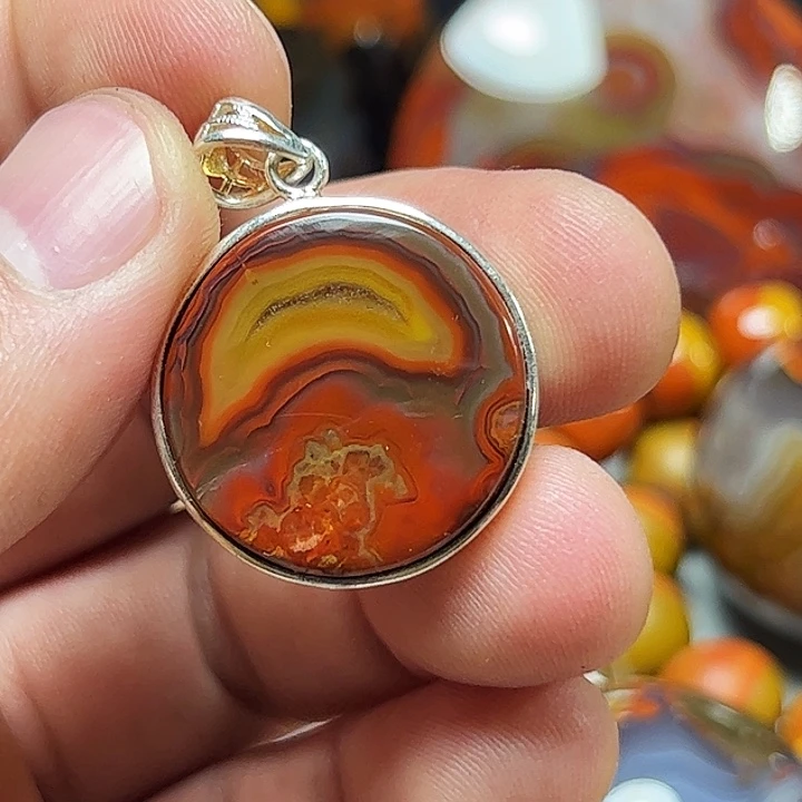 玛瑙/玉髓未镶嵌坠子