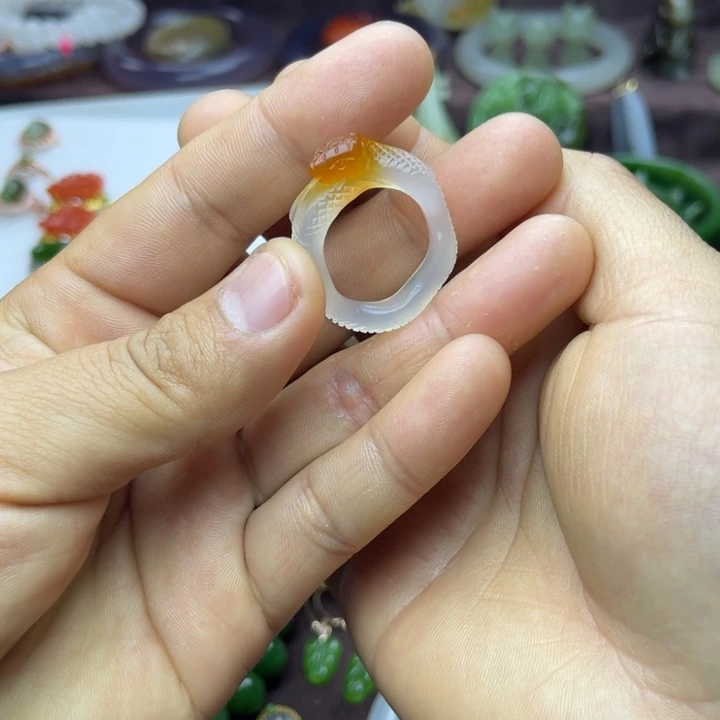 玛瑙/玉髓戒指未镶嵌