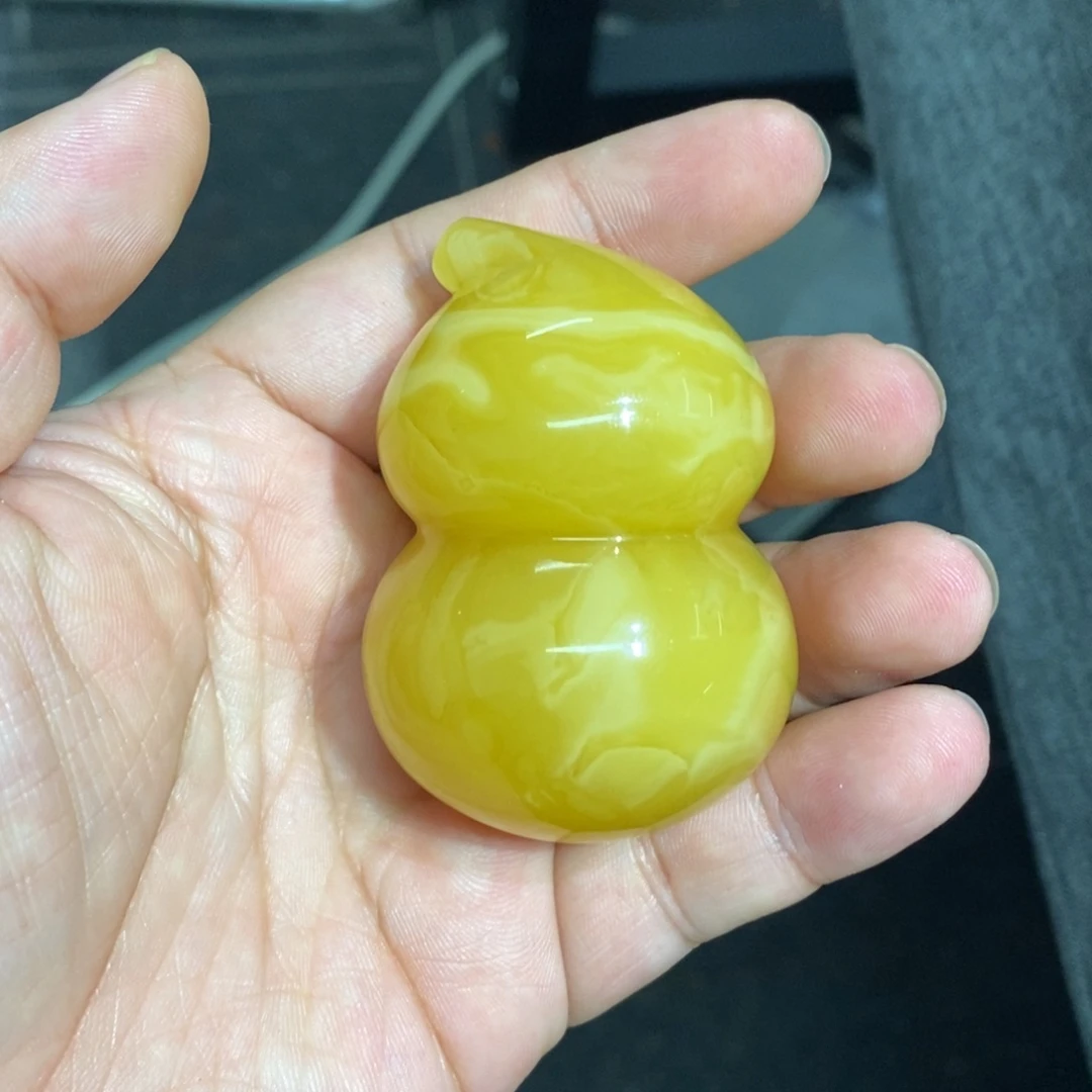 裸石蜜蜡未镶嵌葫芦
