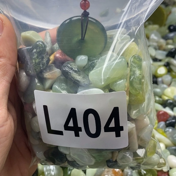 蛇纹石玉鱼缸石未镶嵌