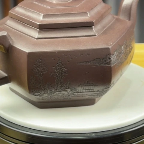 紫砂茶壶密密麻麻