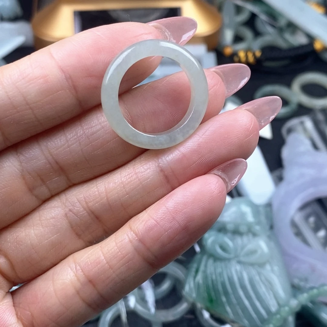 翡翠未镶嵌吊坠(不含链)14号玉戒