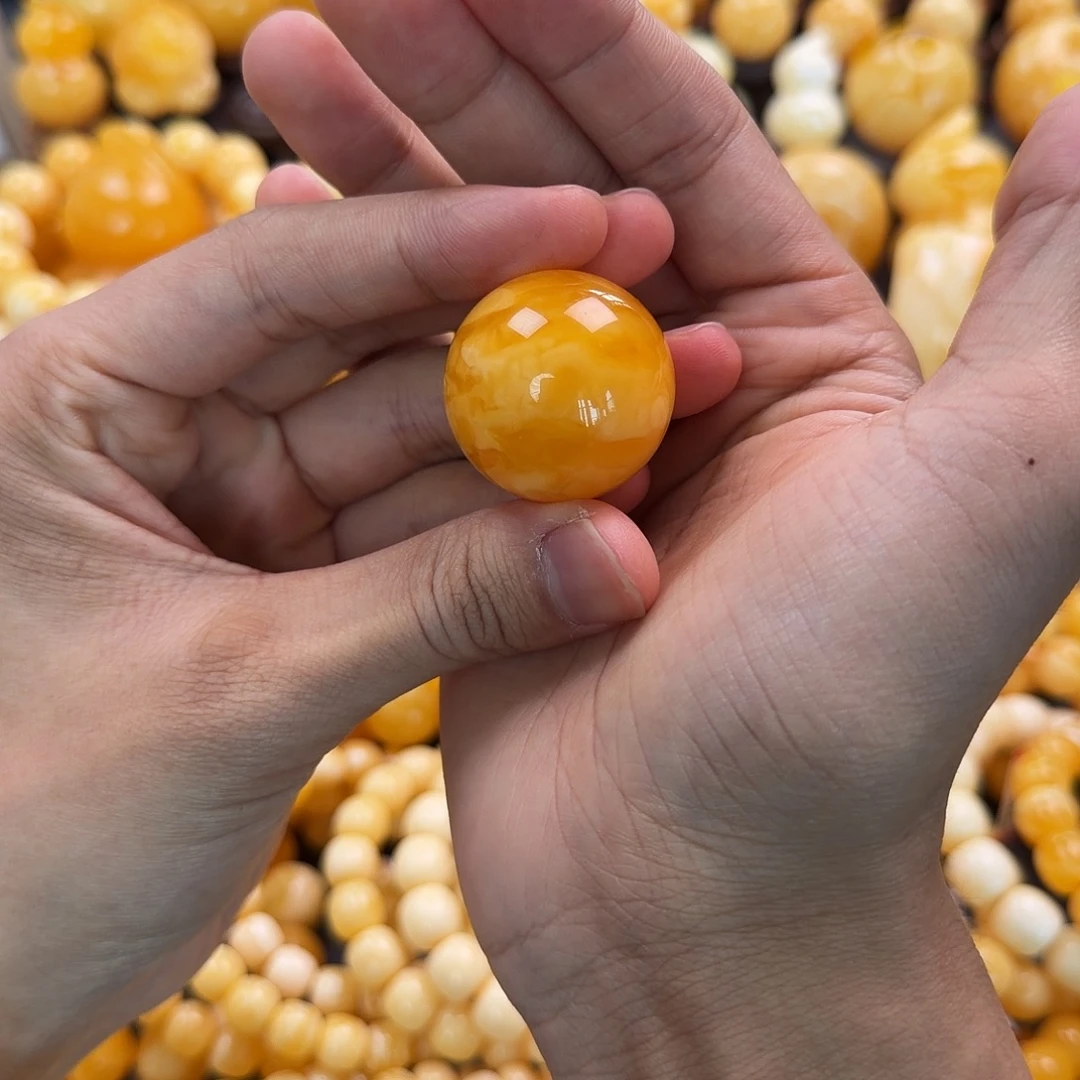 琥珀未镶嵌珠宝奇石30mm