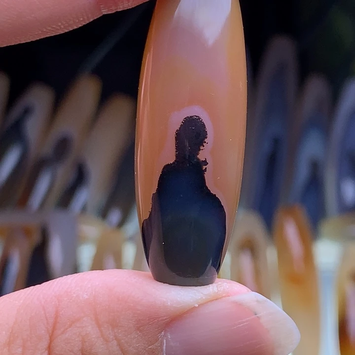 玛瑙/玉髓颈饰未镶嵌94