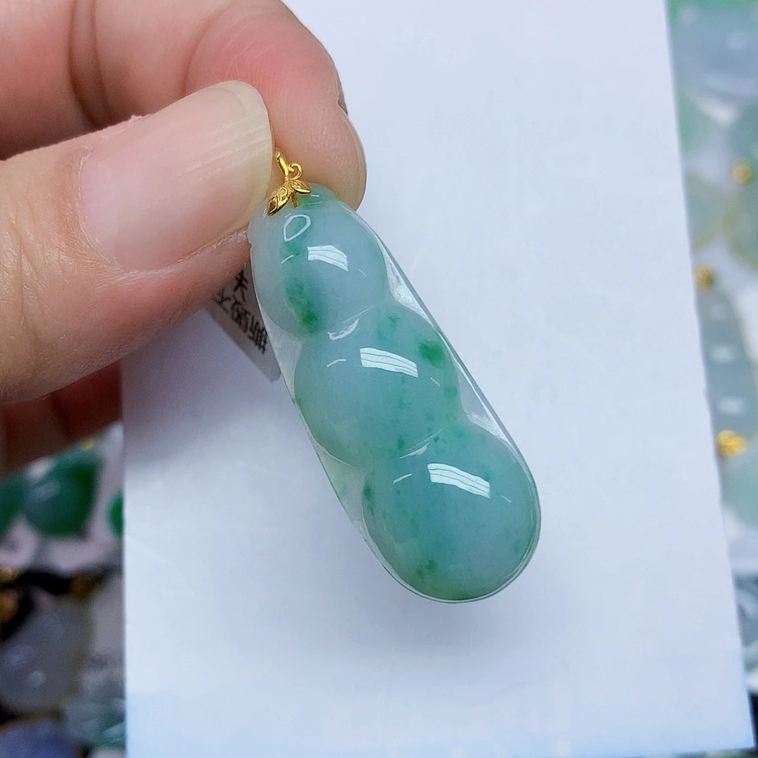 翡翠18K金镶嵌颈饰36678