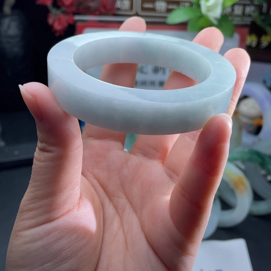 丽***定制翡翠未镶嵌正圈