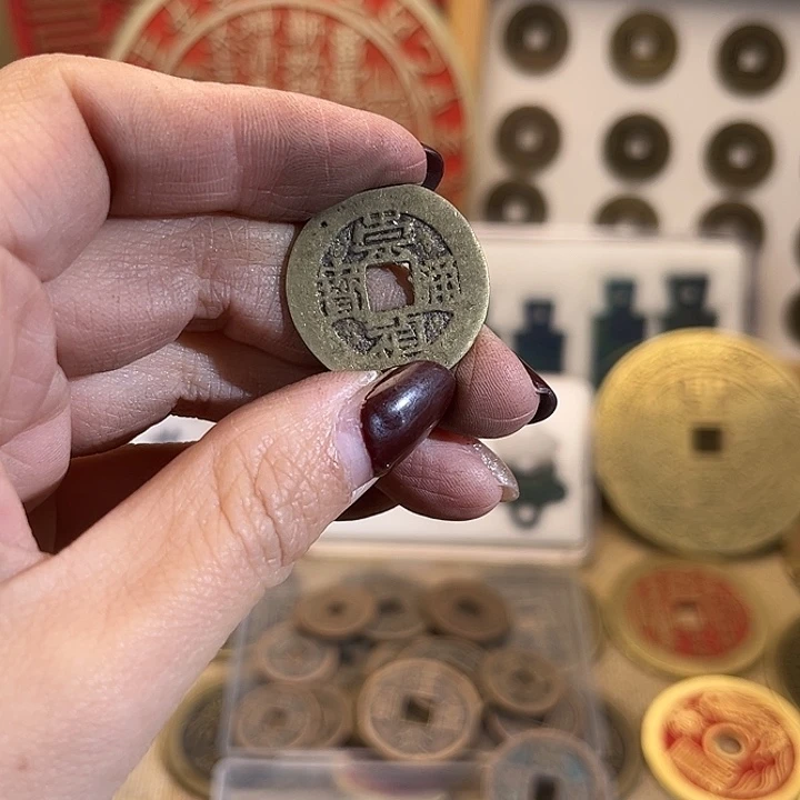 红***兵铜现代翻砂工艺作品