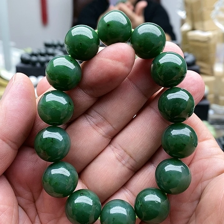 【闪购商品】未镶嵌手链和田玉16碧玉
