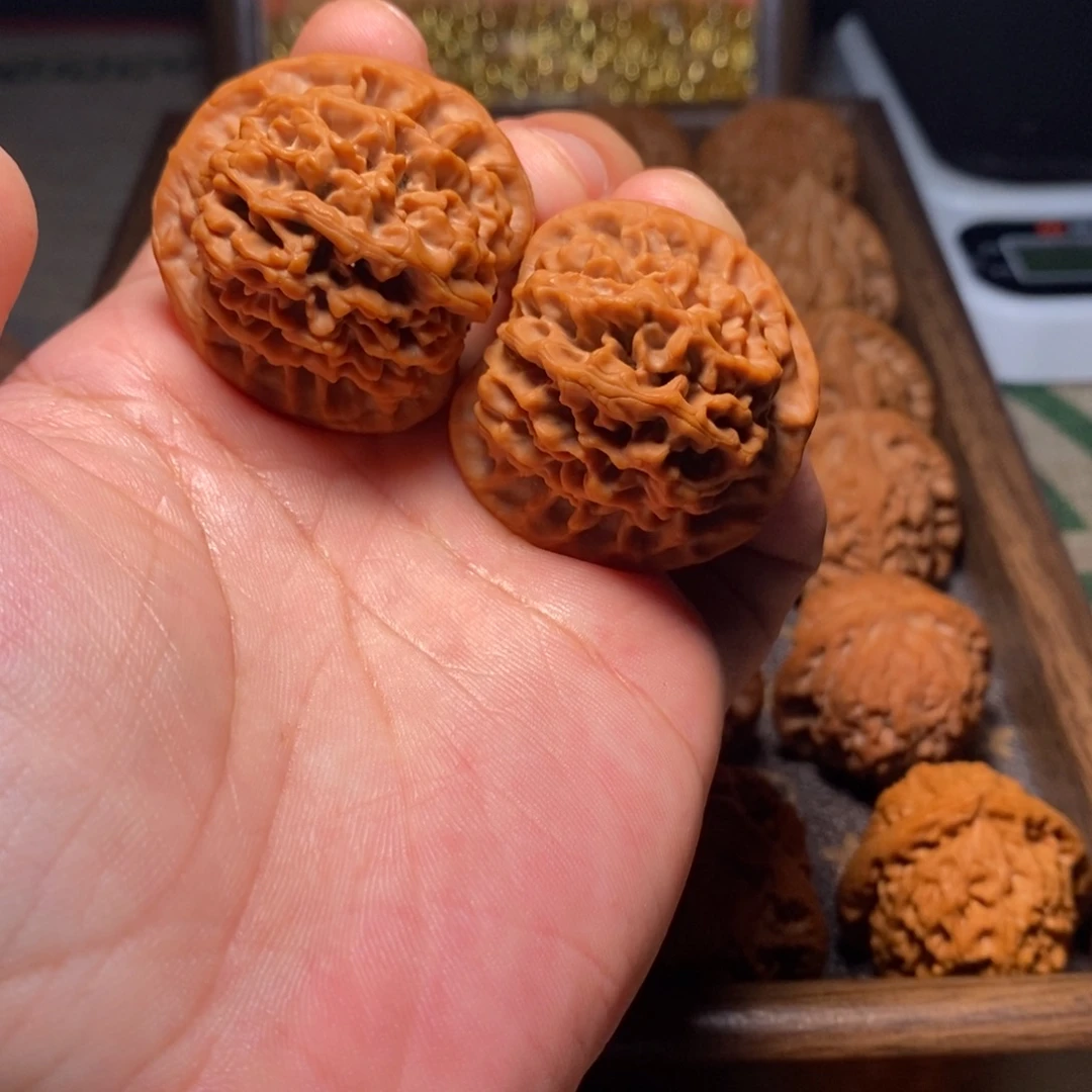 文玩核桃把件39尺秦闷