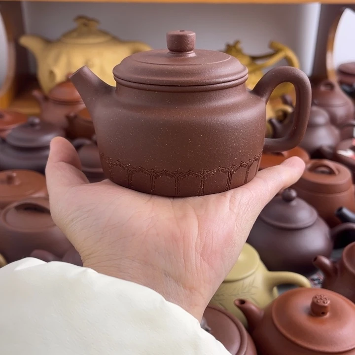 紫砂茶壶180cc降坡半手微瑕（工粗糙）