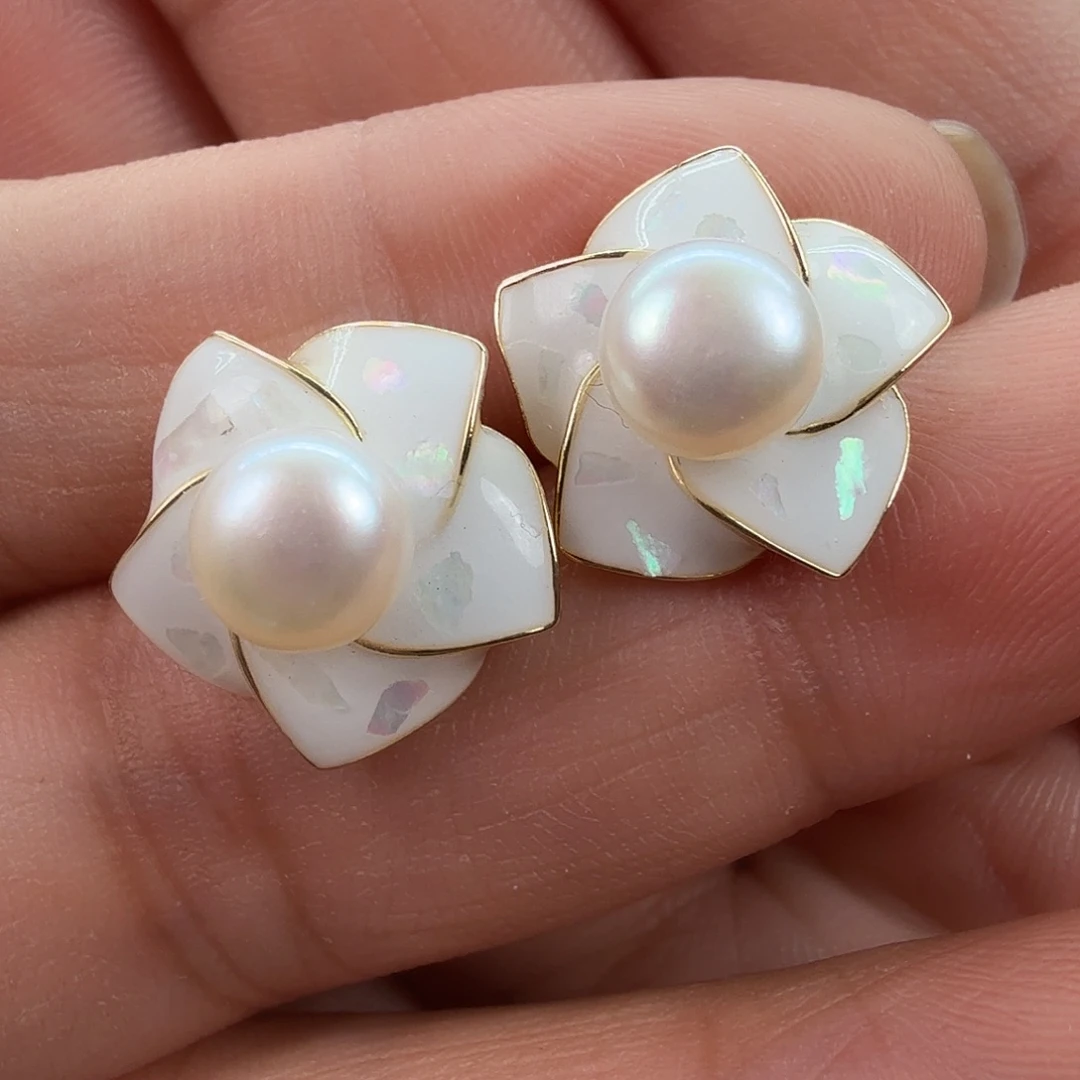 淡水珍珠耳饰未镶嵌