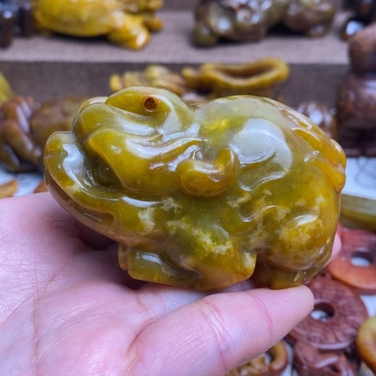 蛇纹石玉未镶嵌颈饰27