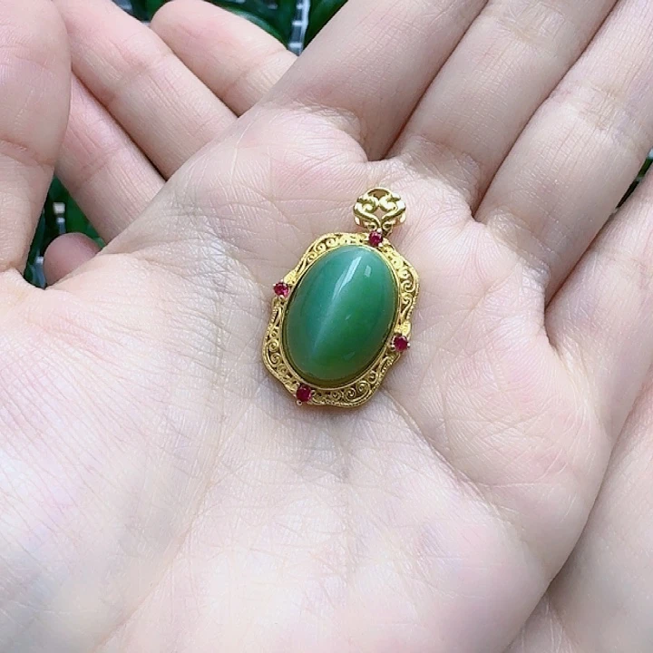 和田玉挂坠未镶嵌