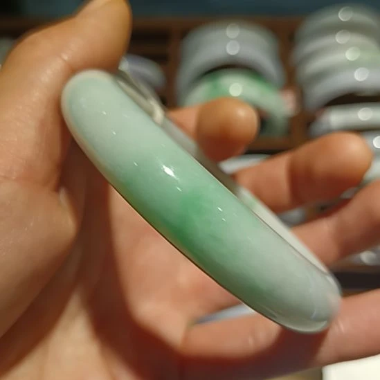 翡翠未镶嵌手链57圈口