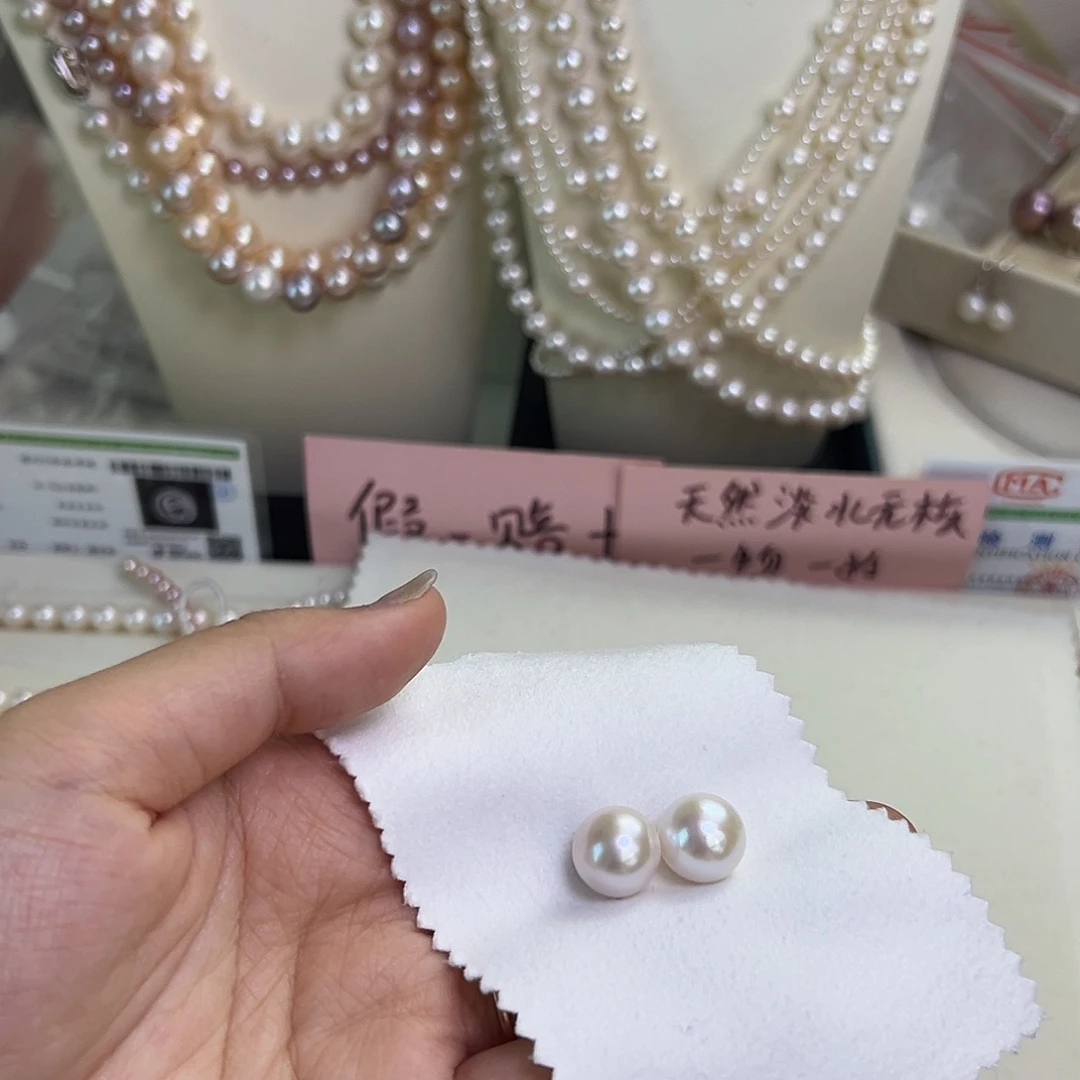 浅***.淡水珍珠颈饰银S925镶嵌12.2