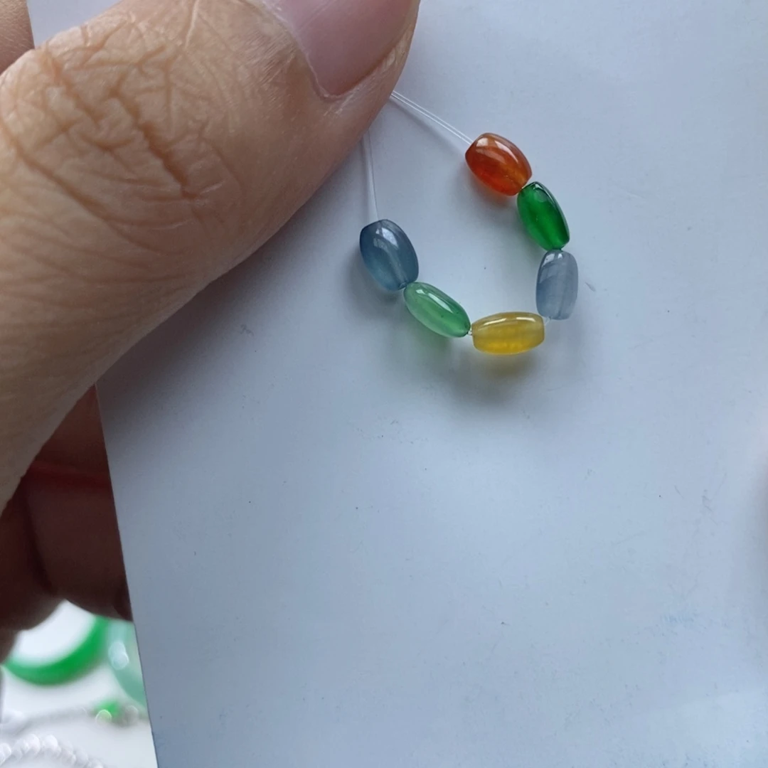翡翠未镶嵌颈饰缅甸