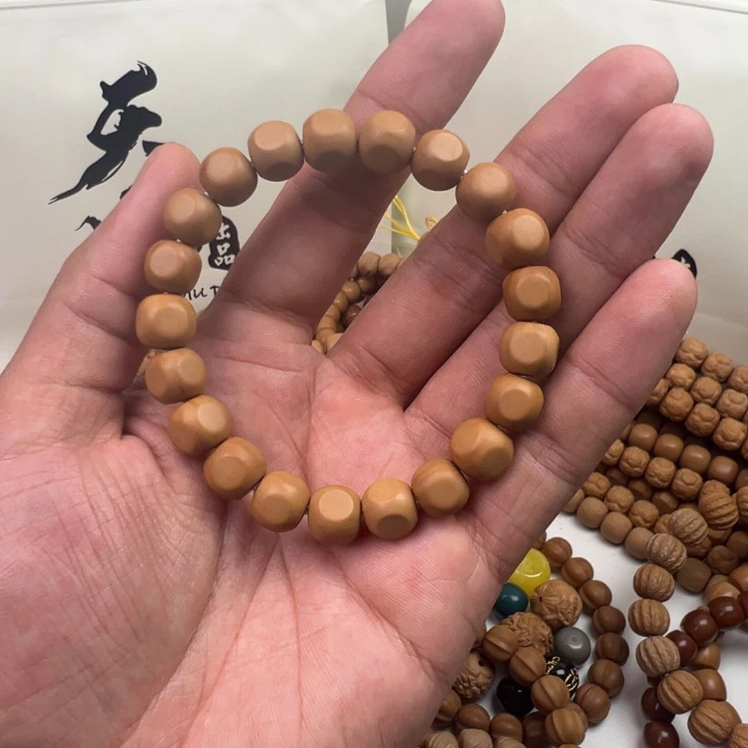 吊坠猴头核桃练手六方