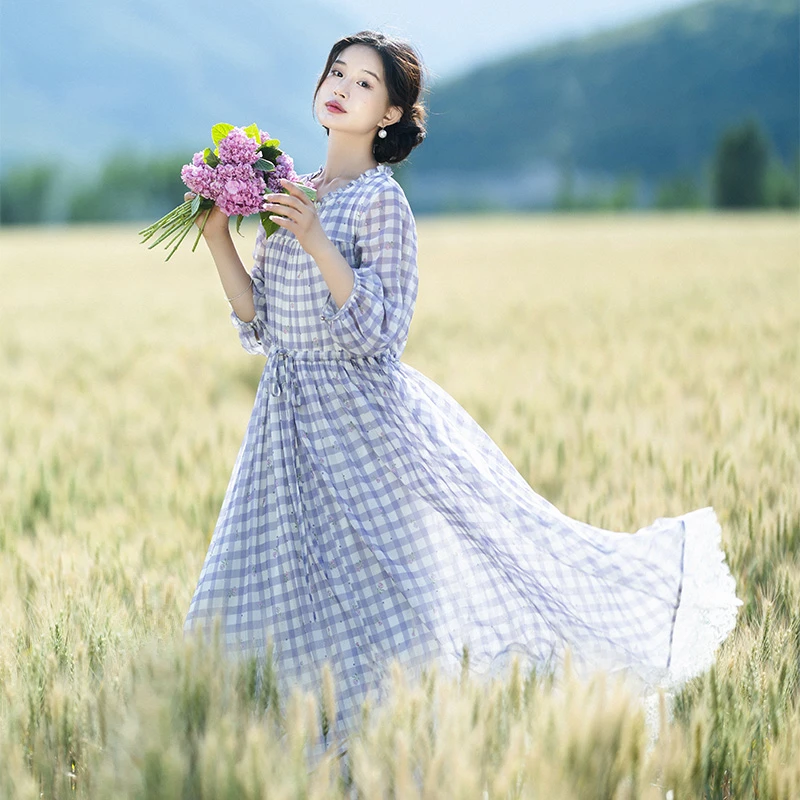 【夏日暮野】文艺方格子连衣裙女夏季灯笼袖碎花裙底摆蕾丝花边裙