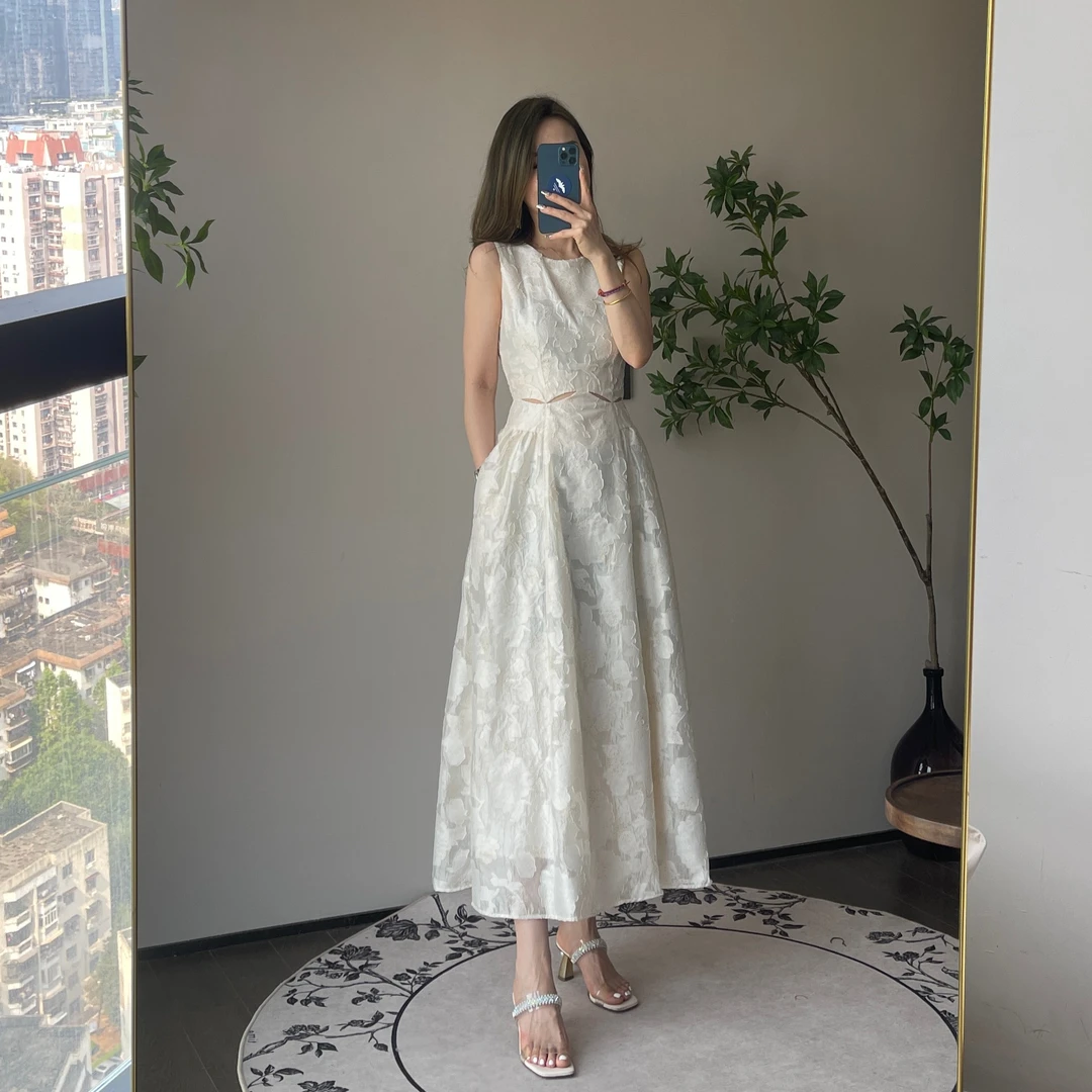 星星-B0720 白月光夏款无袖镂空法式百搭大摆连衣裙PL