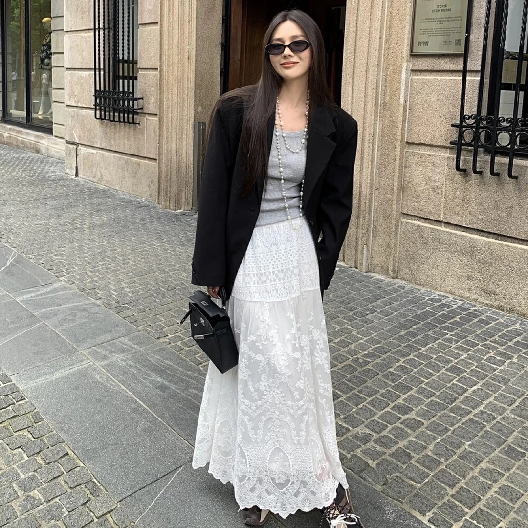 法式白色蕾丝半身裙女2025春秋高腰设计感显瘦遮胯大摆裙a字长裙