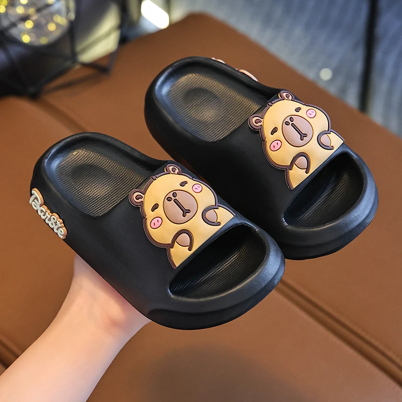 2025新款卡皮巴拉儿童拖鞋夏季男女童居家浴室防滑软底中大童宝宝