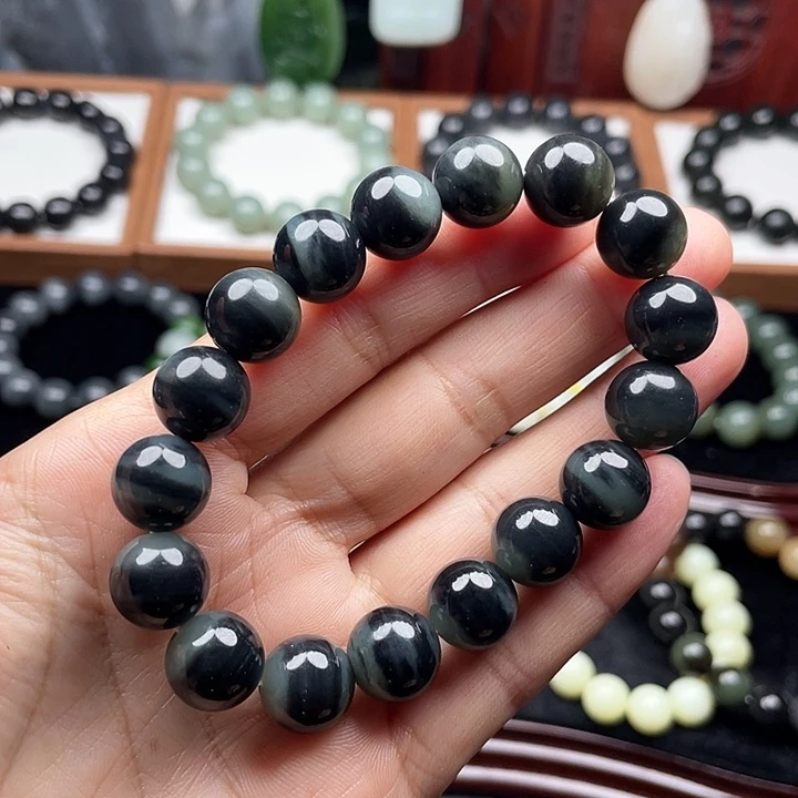 大***.和田玉未镶嵌手串