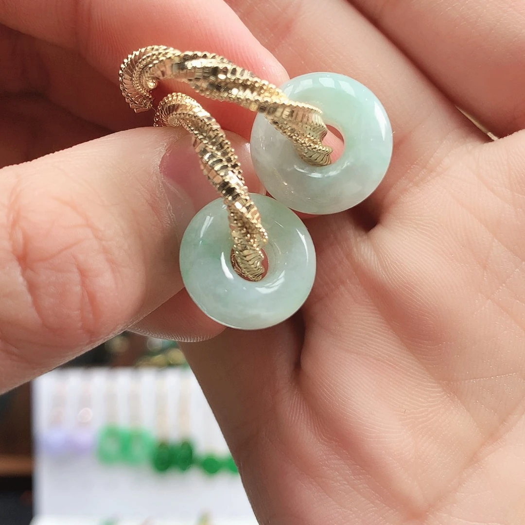 翡翠耳饰未镶嵌耳饰