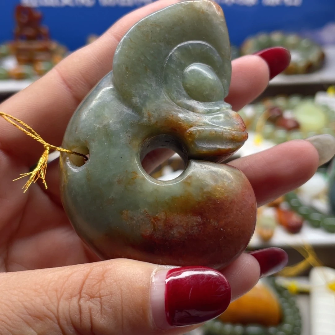 未镶嵌透闪石质玉把件