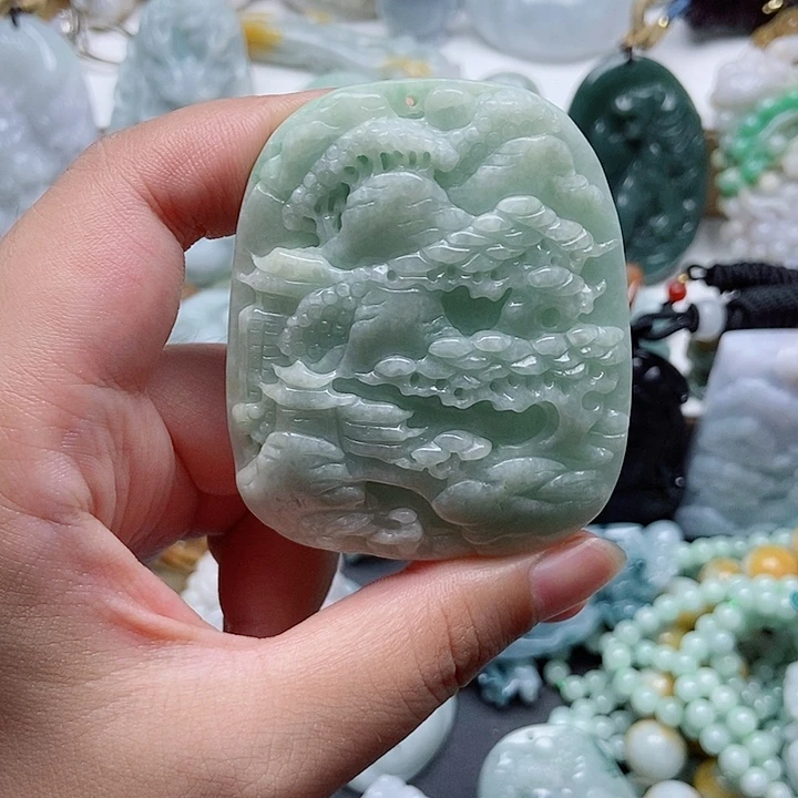 翡翠未镶嵌吊坠(不含链)1