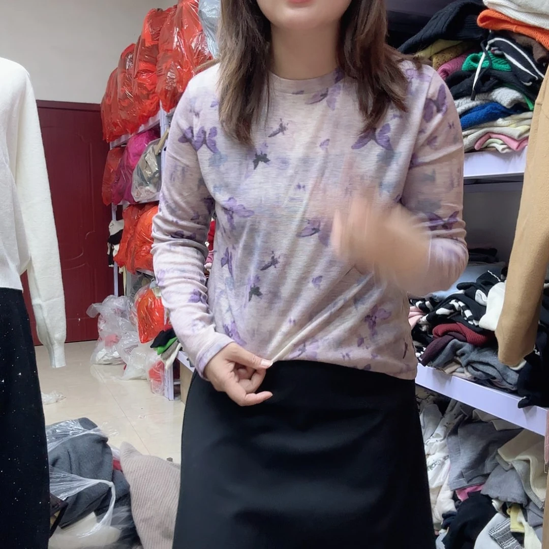 紫色蝴蝶水溶上衣