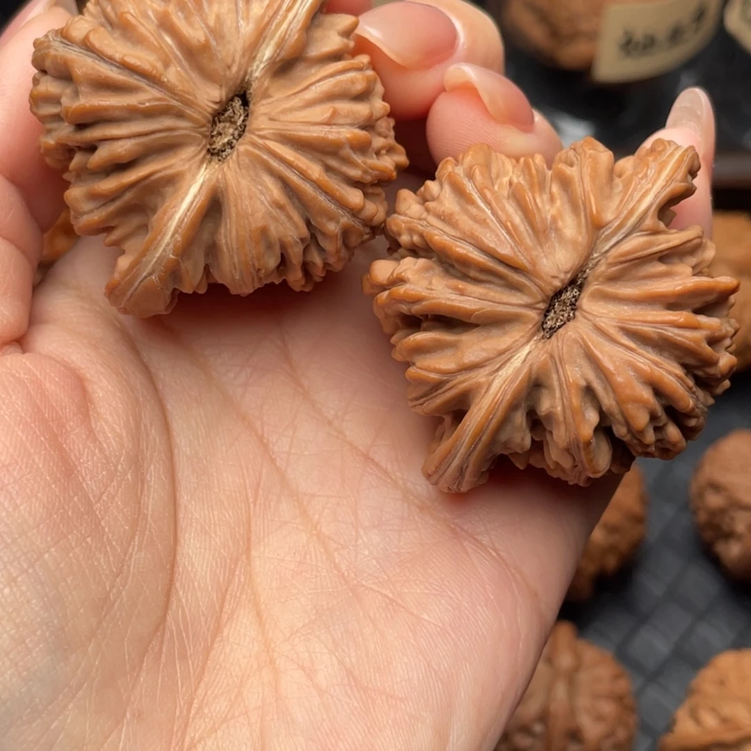 文玩核桃吊坠大楼46.5