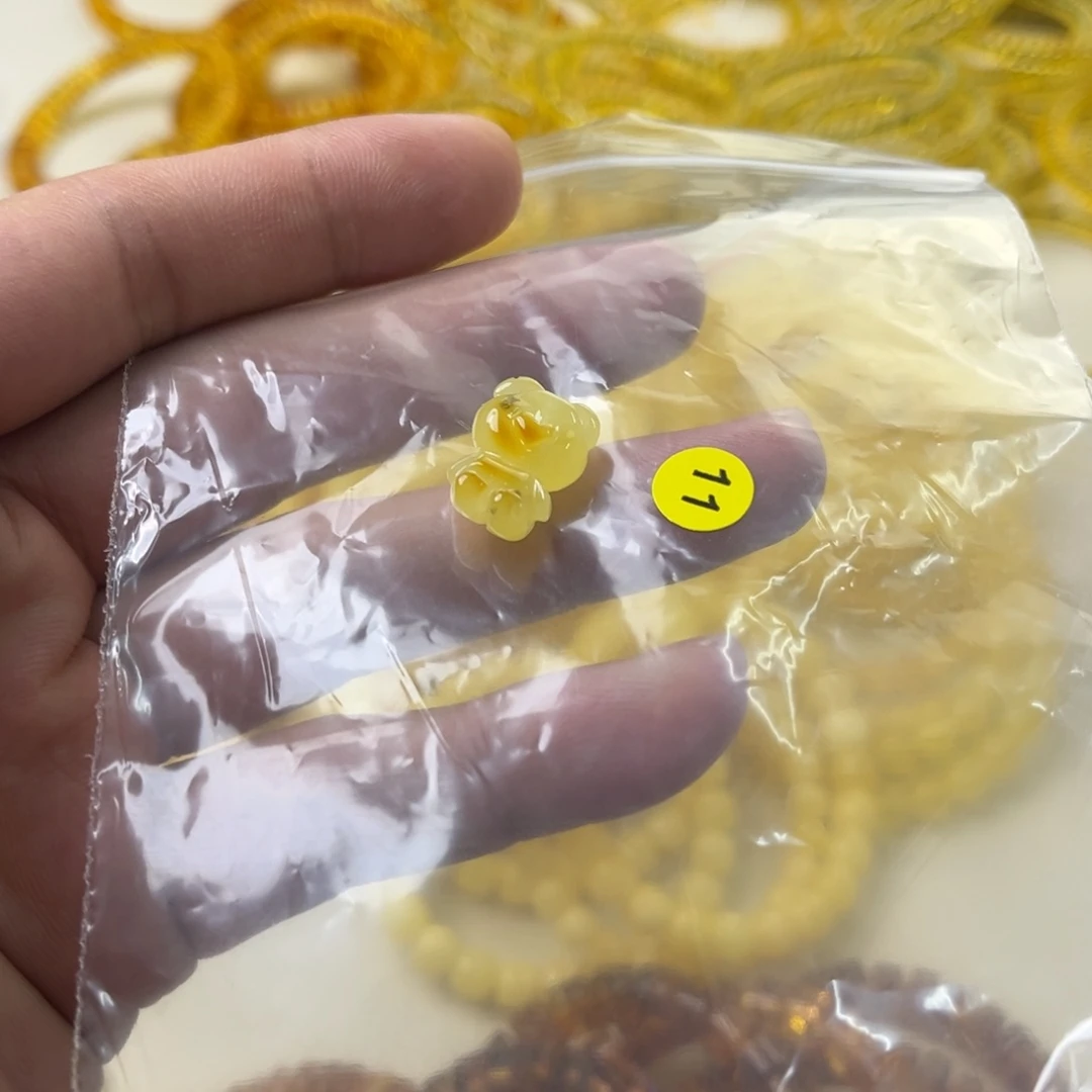 琥珀未镶嵌珠宝奇石
